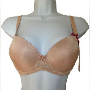 NEW WITH TAGS PUSH UP BRA